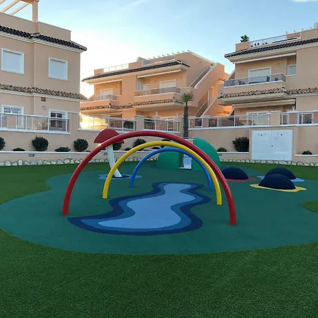 Punta Prima Indoor & Outdoor Pool Appartement *